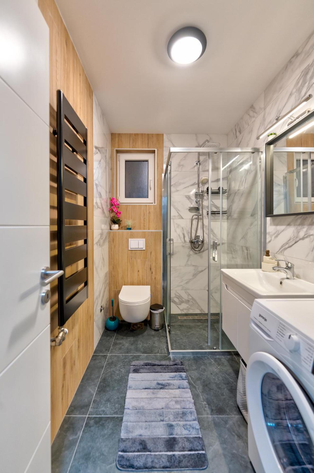 Apartment Skyline Lux 2 *