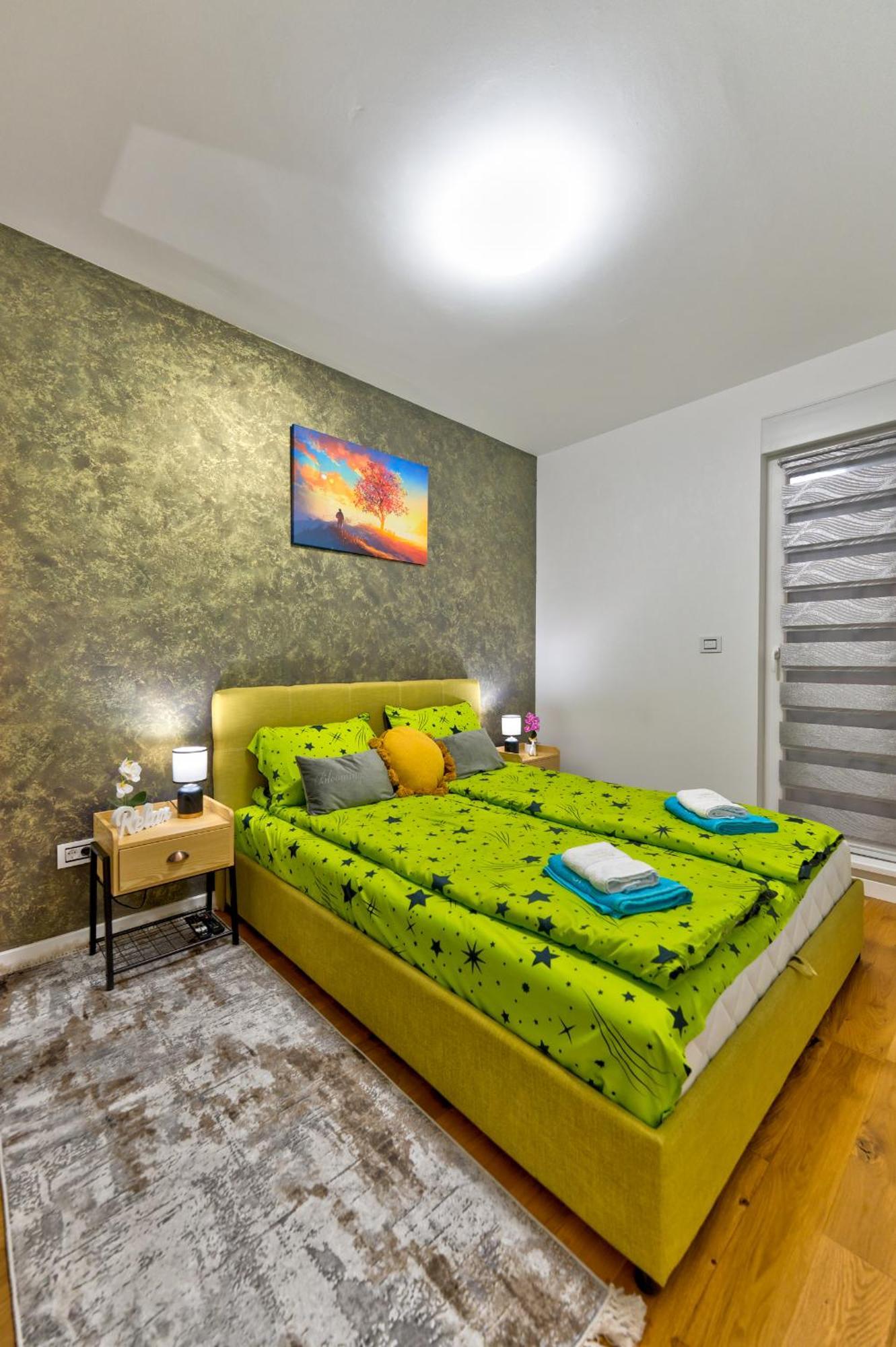 Skyline Lux 2 Apartment *